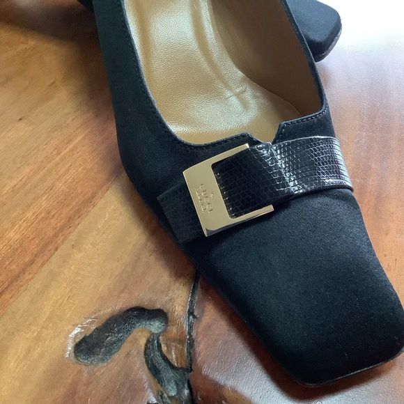 Gucci Black Pony Hair Pumps - Picture 4 of 11